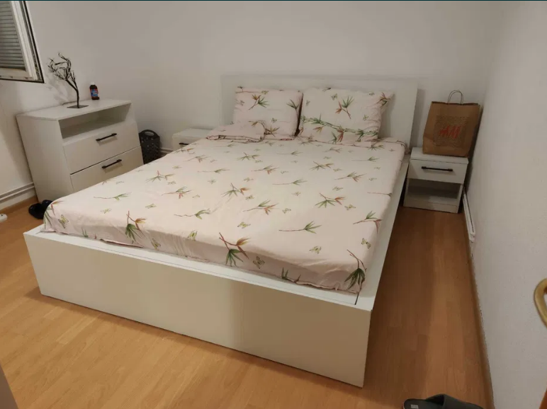 Drumul Taberei- Tg Neamt- Vanzare 2 camere 3/10 centrala mobilat renovat