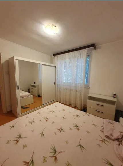 Drumul Taberei- Tg Neamt- Vanzare 2 camere 3/10 centrala mobilat renovat